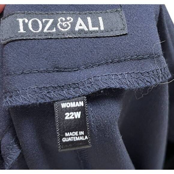 Roz & Ali Pants Women's Size 22 W Navy Pull On  Pockets Tapered - Picture 5 of 6